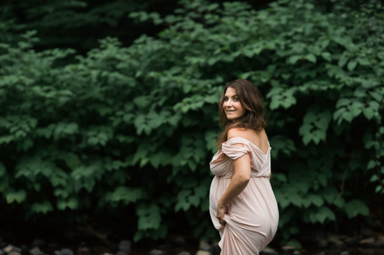 I was thrilled when Michelle from Pink Comb Studio reached out for her maternity photos. Following COVID-19 rule, keeping social distance I photographed Michelle and her two beautiful girls at Watchung Mountain NJ. With overcast weather three trees and grass showed such a rich deep green colors. I love bold rich colors in my photos as much as I love sunset golden hour. Michelle was just glowing and looked so beautiful. Was so happy to have such a beautiful mama in front of my camera before Michelle becomes mama of three girls. I can not wait to see her new baby girl and see her family grow. Michelle Surgent’s maternity session captured by Karis from heykaris.